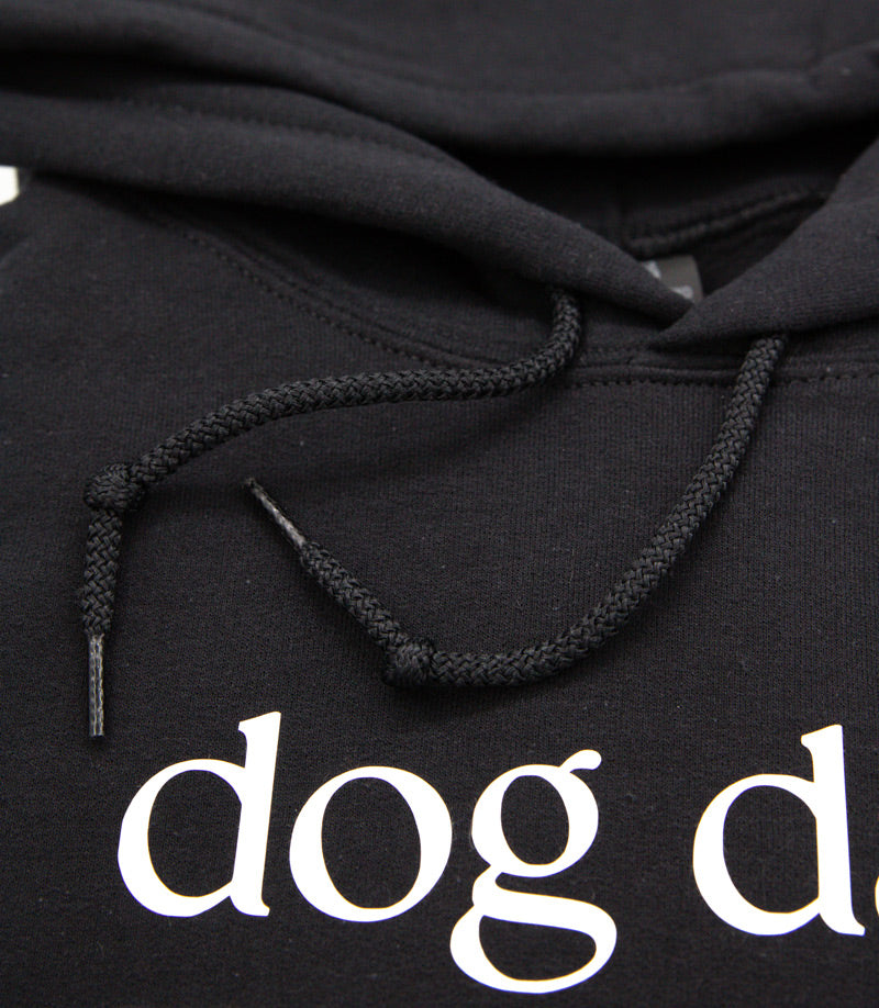 Musta huppari dog dad tekstillä