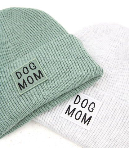Suomessa käsinpainettu 100% kierrätysmateriaalista valmistettu dog mom pipo