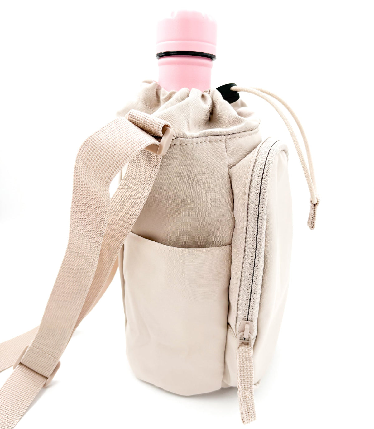 Koiranomistajan ulkoilulaukku eli dog walking bag värissä beige